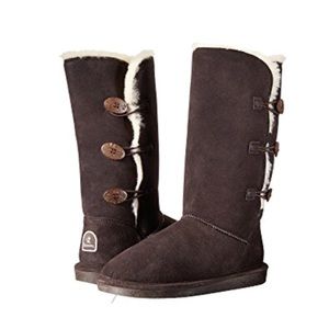 NWOT BearPaw Lauren Boots